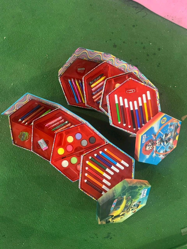 Colouring Kit In Hexagon Shape