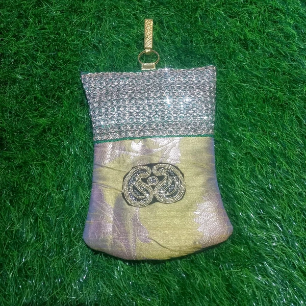 GIRLS SLING BAG FOR PHONE  - Buddha Gold