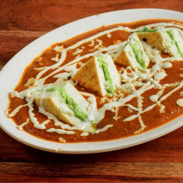 Paneer Pasanda 