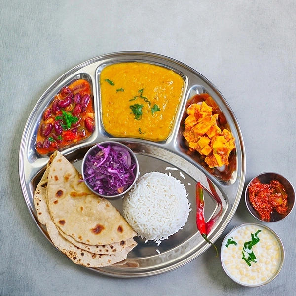 Ganesh Special Thali. Matar Paneer .Mix Veg Dal .Fry Bundi Rayta .Papad Salad .2 Roti .Ek Lakshya Paratha. Gulab Jamun