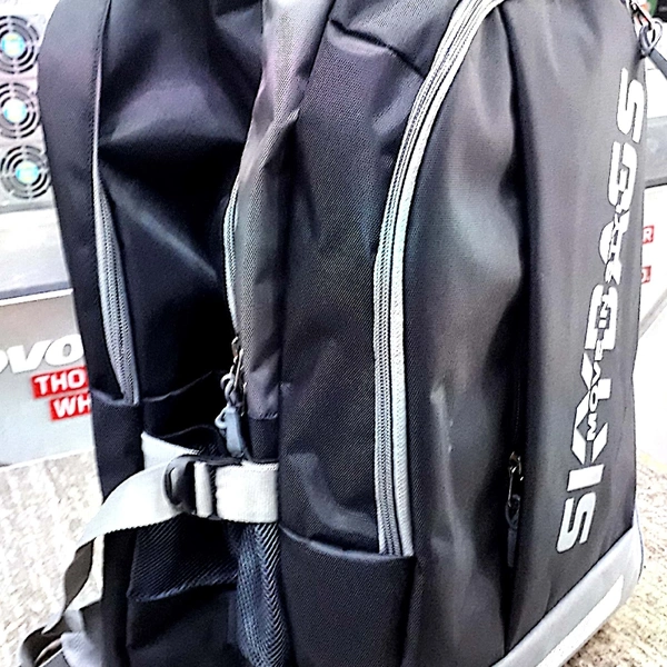 Skybags Laptop Carry Bag. Heavy  Chains. - Black and Grey., For 15.6" laptop's.