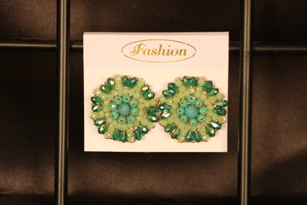 EARING - FREE SIZE