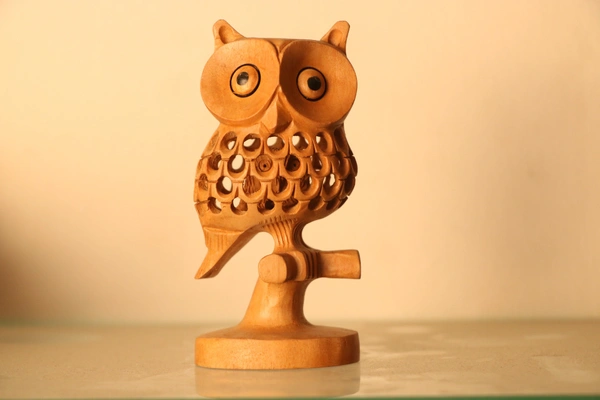 Decorative Wooden Owl Figurine, Hand Carved, Golden Brown,3D Design Handicrafts Statue for Home - Medium