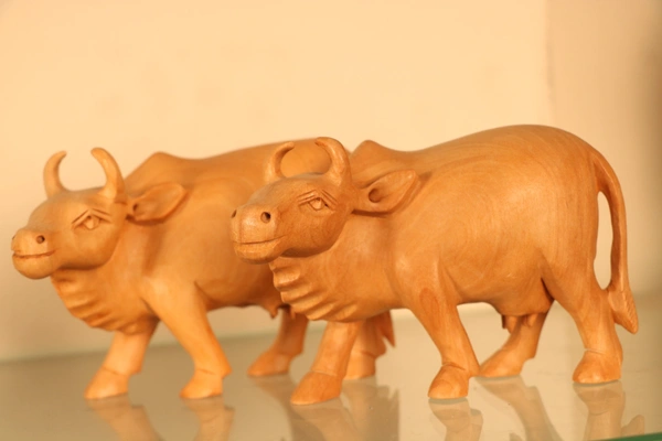 Wooden Plain Holy Cow Showpiece for Home Temple & Pooja Cow Statue  - Medium, Brown