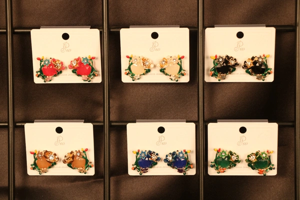 FANCY EARING - FREE SIZE