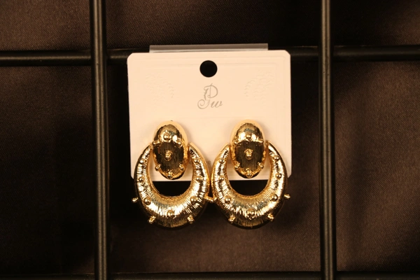 EARING