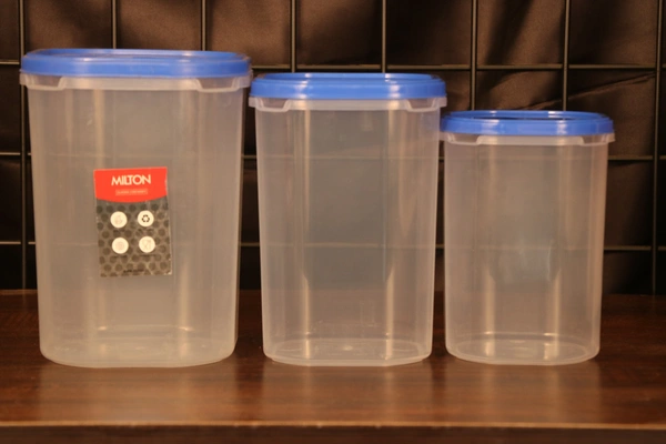 MILTON Quadra Modular Multi-Purpose Plastic Containers with Lid, Set of 3  - Medium, BLUE