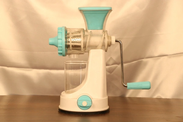 Fruit & Vegetable Steel Handle Juicer - Medium
