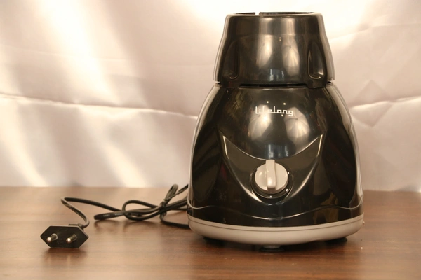 Lifelong LLMG23 Power Pro 500-Watt Mixer Grinder with 3 Jars - Free, Black