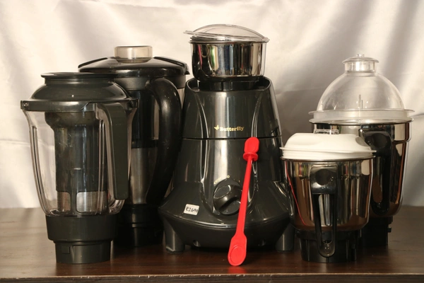Butterfly Jet Elite Mixer Grinder, 750W, 4 Jars - Free, Gray
