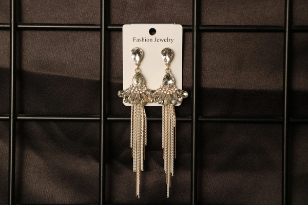 Sui Dhaga Fashionable Earrings For Women  - Free Size