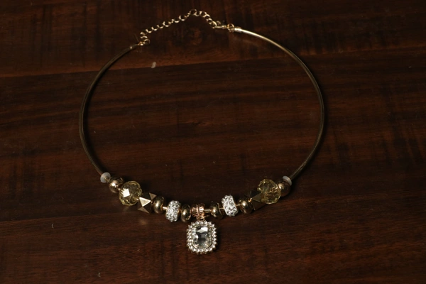 CHOKER - FREE SIZE, GOLDEN