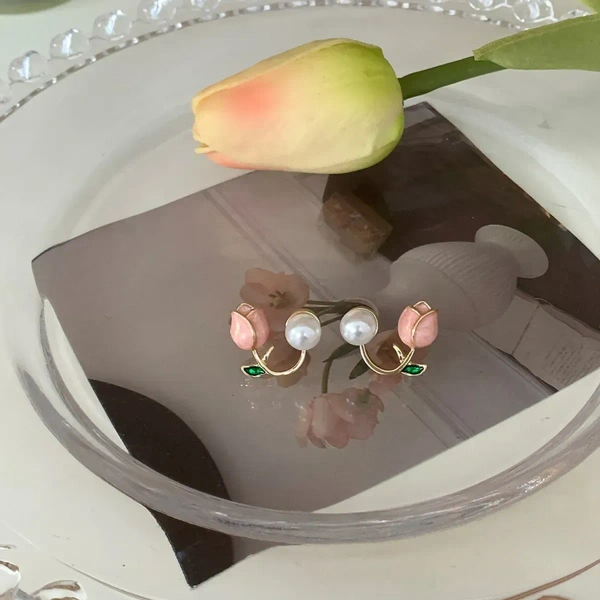 Korean Pink Rose Stud Earrings Stainless Steel Stud Gold Earring For Women And Girls - free size, pink