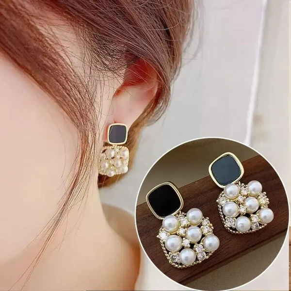 Natural Pearl Earrings Luxury Unique Versatile Hanging Drip Wrap Stud Earrings Party Wed Unusual Jewelry For Women And Girls Less - free size, white