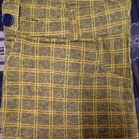 Lower  - yellow, M