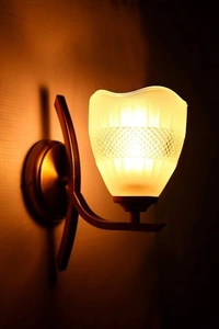 Decorative Wall Light - 20 mins