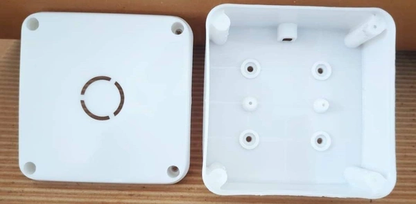  Junction box - 4x4