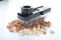 Dry fruit slicer