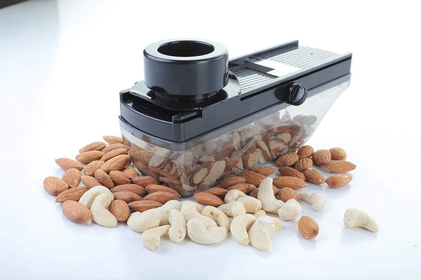 Dry fruit slicer