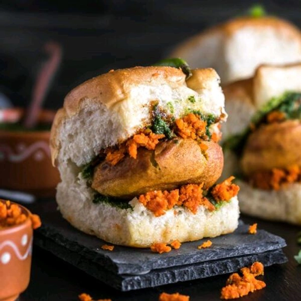 Vada Paav 