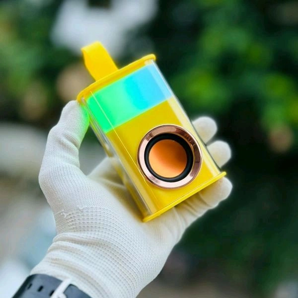 2023 New 7W Bluetooth Speaker Stereo TWS Bluetooth Waterproof Transparent LED Lights Sound Box Mini Portable Speaker - Yellow