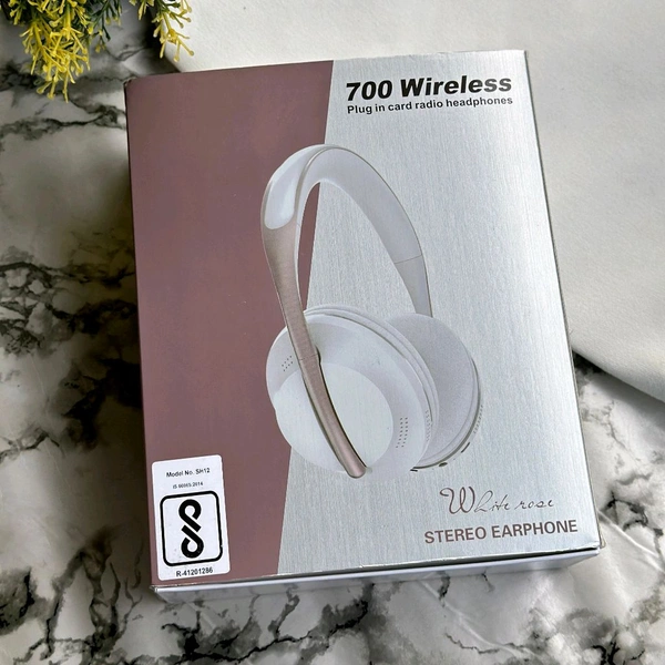 700 + Ultra Best Quality Headphones, Wireless And Connected With iOS & Android