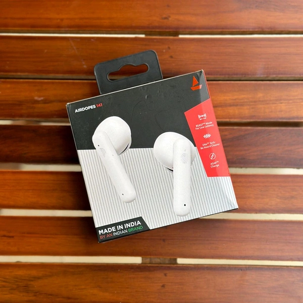 Airdopes 141 Bluetooth Truly Wireless In Ear Earbuds With Mic - White