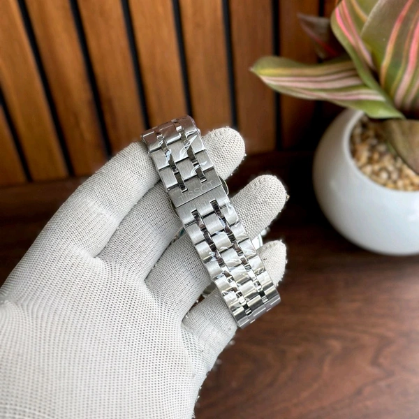 Analog 1853 Chronograph Top Quality Chronograph Quartz Movement Watch