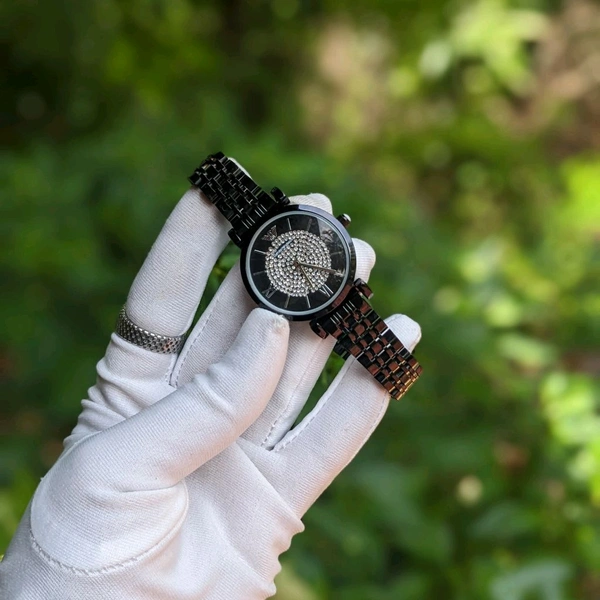 Analog Chronograph 32MM Top Quality Collection With High Quality Strap Best Finishing Body & Case
