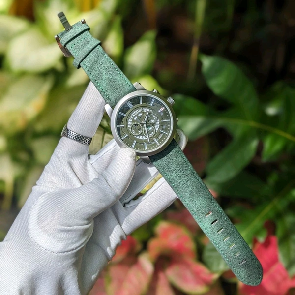 Analog Chronograph Top Quality Collection With High Quality Strap Best finishing Body & Case - Green
