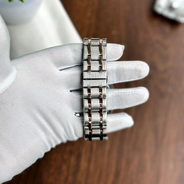 Analog Chronograph Top Quality Collection With High Quality Strap Best finishing Body & Case