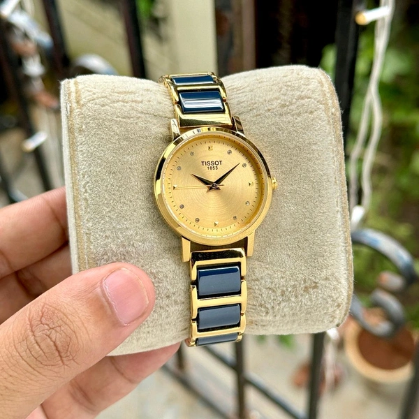 Analog Classis Original Japan Quartz Movement Watch With High Quality Strap Best finishing Body & Case