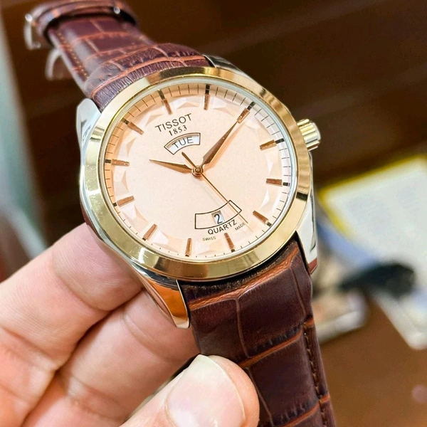 Analog Day & Date Original Quartz Battery Operated Machinery Watch