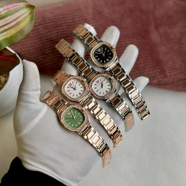Analog High End Battery Operated Quartz Movement Watch For Her | A Beautiful Watch Designed To Stand The Test Of Time