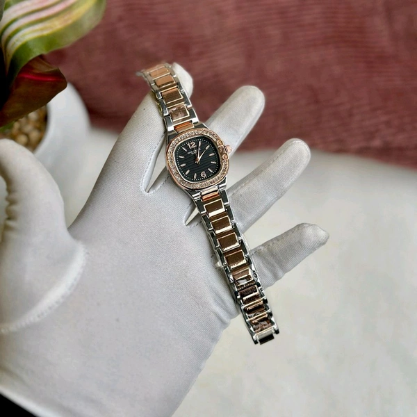 Analog High End Battery Operated Quartz Movement Watch For Her | A Beautiful Watch Designed To Stand The Test Of Time