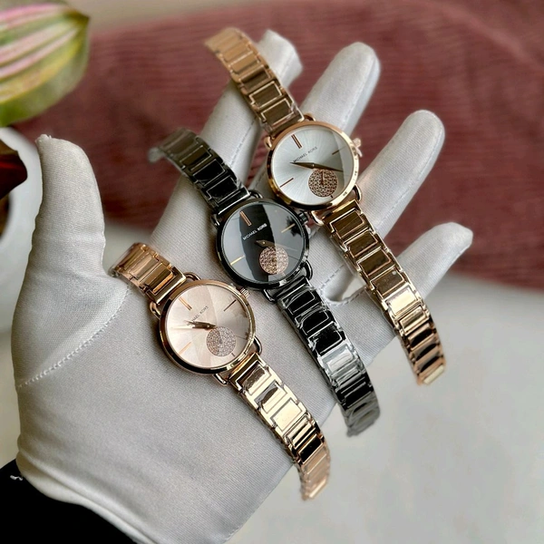 Analog High End Battery Operated Quartz Movement Watch For Her | A Beautiful Watch Designed To Stand The Test Of Time