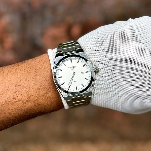 Analog High Quality Quartz Movement Collection With High Quality Strap Best finishing Body & Case