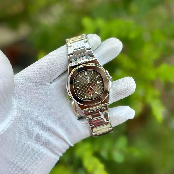 Analog High Quality Quartz Movement Collection With High Quality Strap Best finishing Body & Case