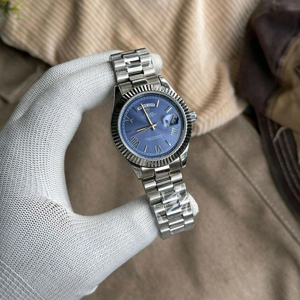 Analog High Quality Quartz Movement Watch Collection With High Quality Strap Best finishing Body & Case