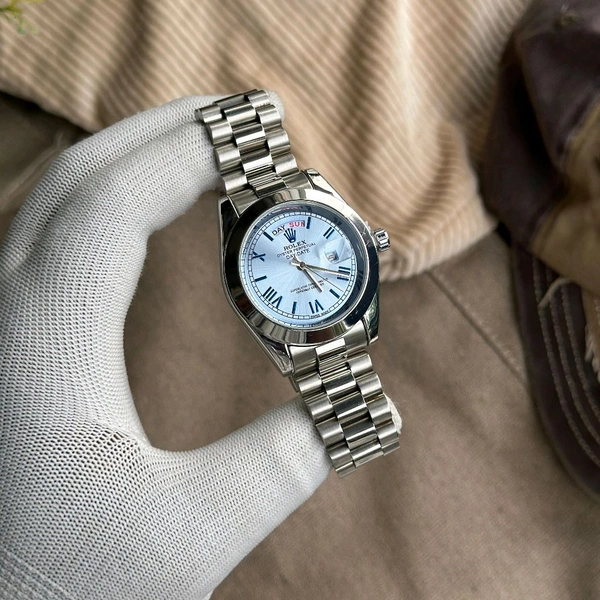 Analog High Quality Quartz Movement Watch Collection With High Quality Strap Best finishing Body & Case