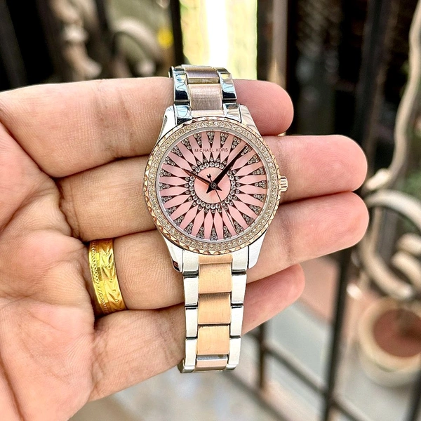 Analog Layton MK6894 Durable Quartz Original Japanese Movement – Precision & Performance Watch