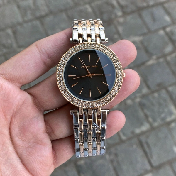 Analog MK3553 Unbeatable & Powerful battery operated machinery Watch