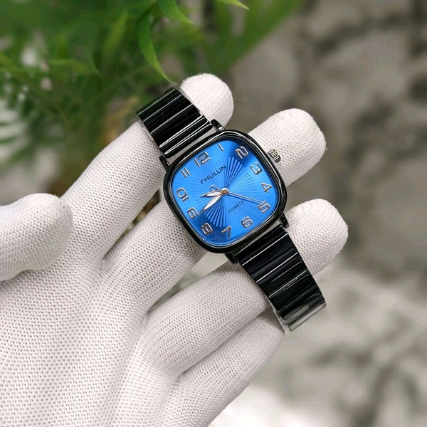 Analog Most Demanded Good Budget Quality Watch With High Quality Strap Best Finishing Body & Case