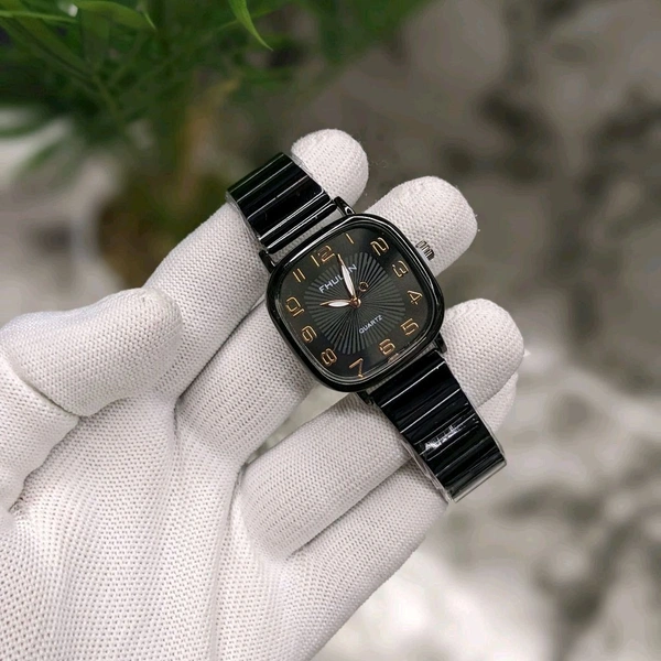 Analog Most Demanded Good Budget Quality Watch With High Quality Strap Best Finishing Body & Case