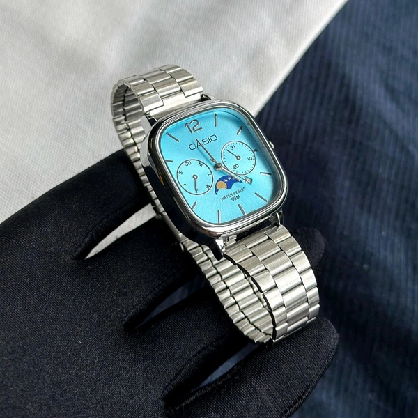 Analog Most Demanded Trending Analog Watch With High Quality Strap Best Finishing Body & Case