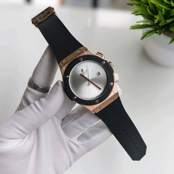 Analog Most Demanded Trending Analog Watch With High Quality Strap Best Finishing Body & Case