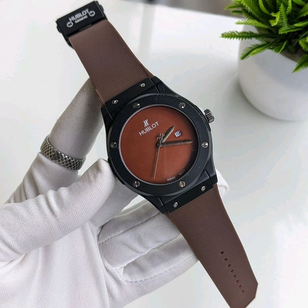 Analog Most Demanded Trending Analog Watch With High Quality Strap Best Finishing Body & Case