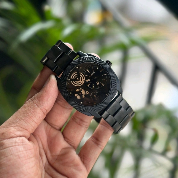 Analog Quartz Moment Collection With High Quality Strap Best finishing Body & Case