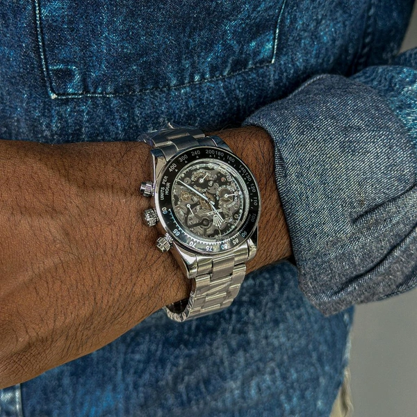 Analog Quartz Movement Collection With High Quality Strap Best finishing Body & Case - SARQ3