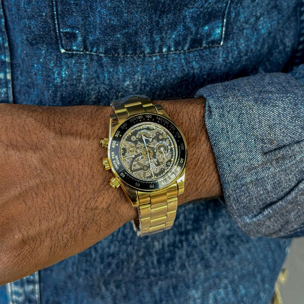 Analog Quartz Movement Collection With High Quality Strap Best finishing Body & Case - SARQ4